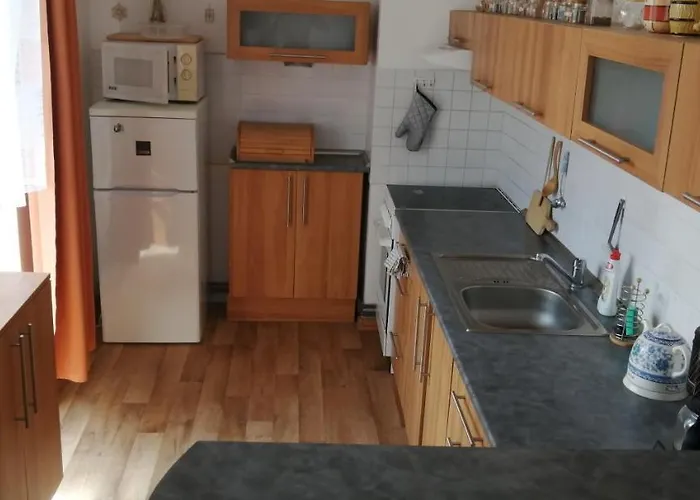 Plne Vybaveny 2+1Byt S Balkonem A Koji Pro Kola A Lyze.