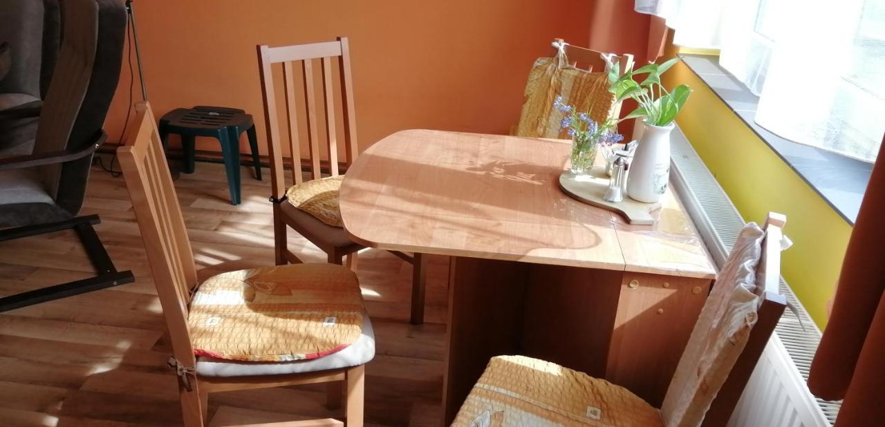 Апартаменти Plne Vybaveny 2+1byt S Balkonem A Koji Pro Kola A Lyze. *