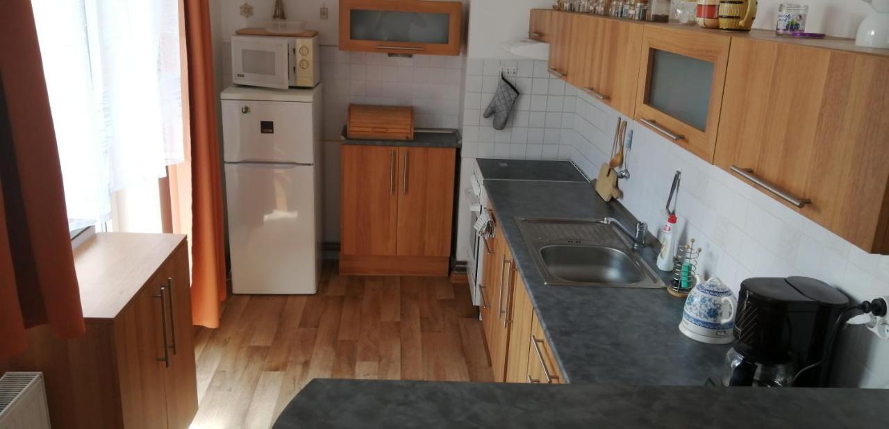 Апартаменти Plne Vybaveny 2+1byt S Balkonem A Koji Pro Kola A Lyze. *
